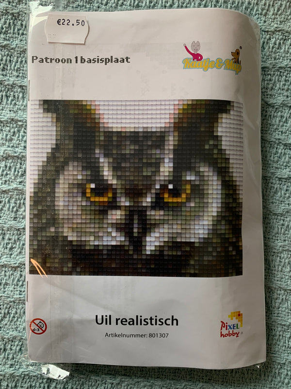 Pixel Set: Uil realistisch