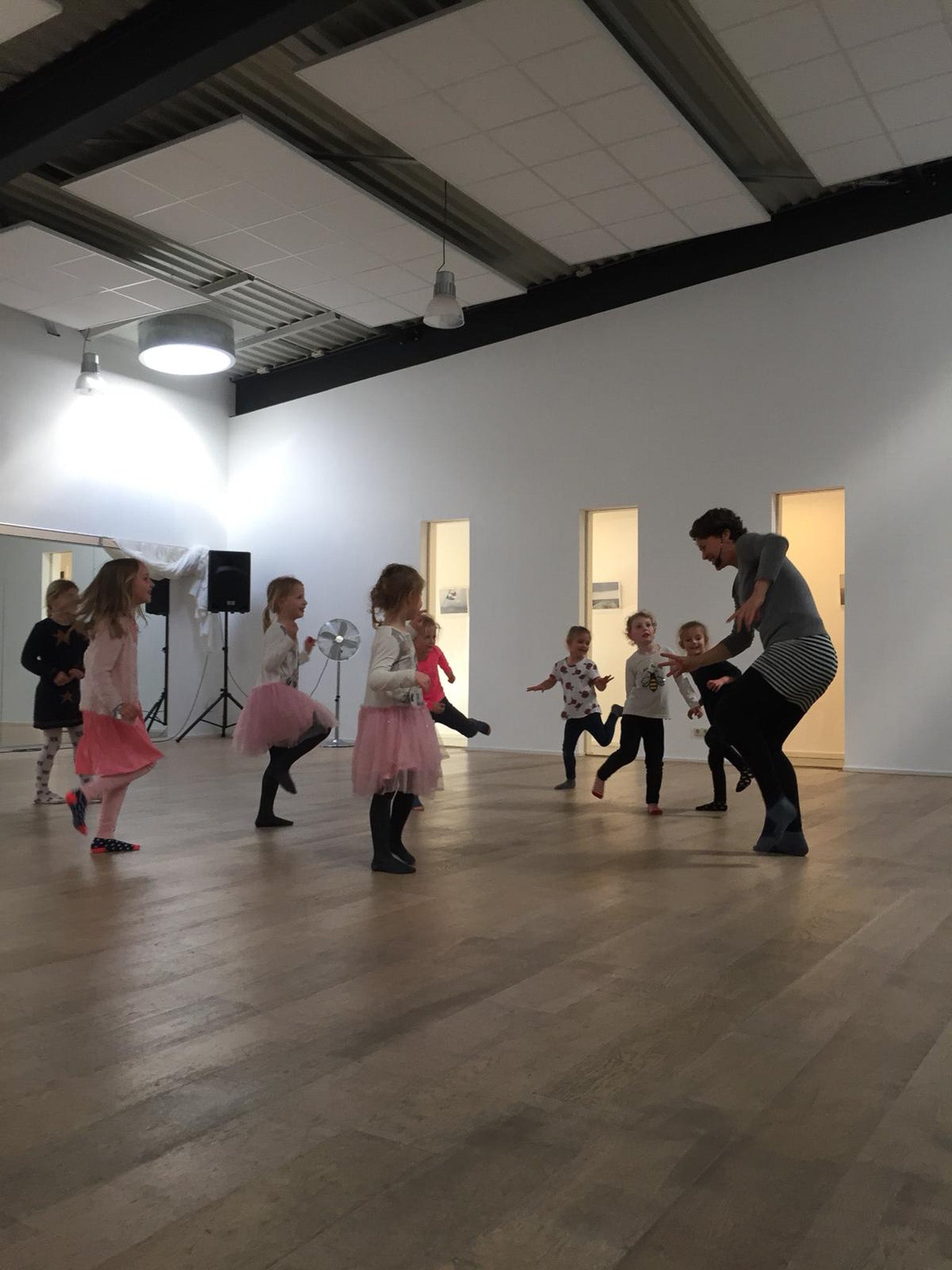 Kaatje&amp;Mup Performance: Dance and sing with us
